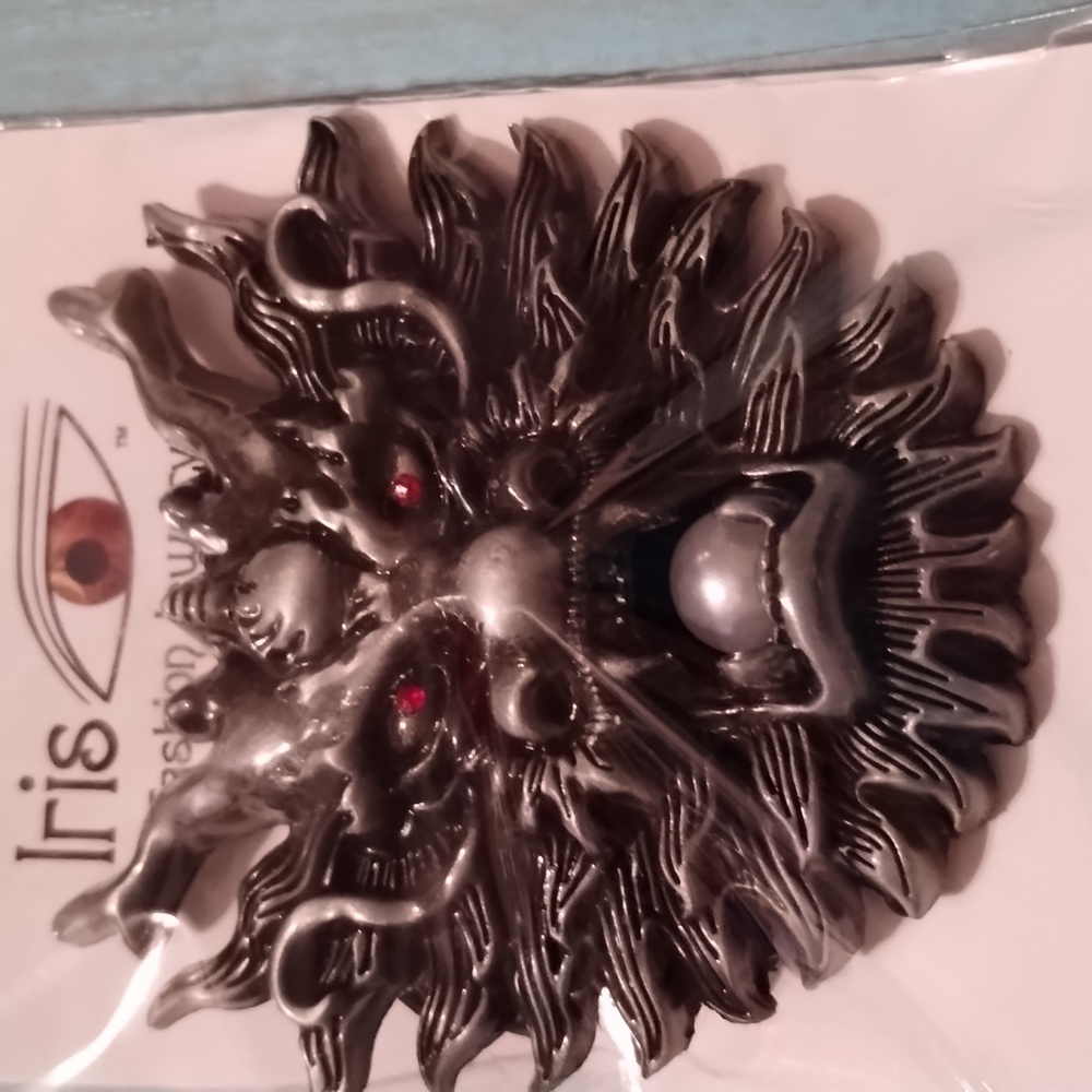 Belt buckles